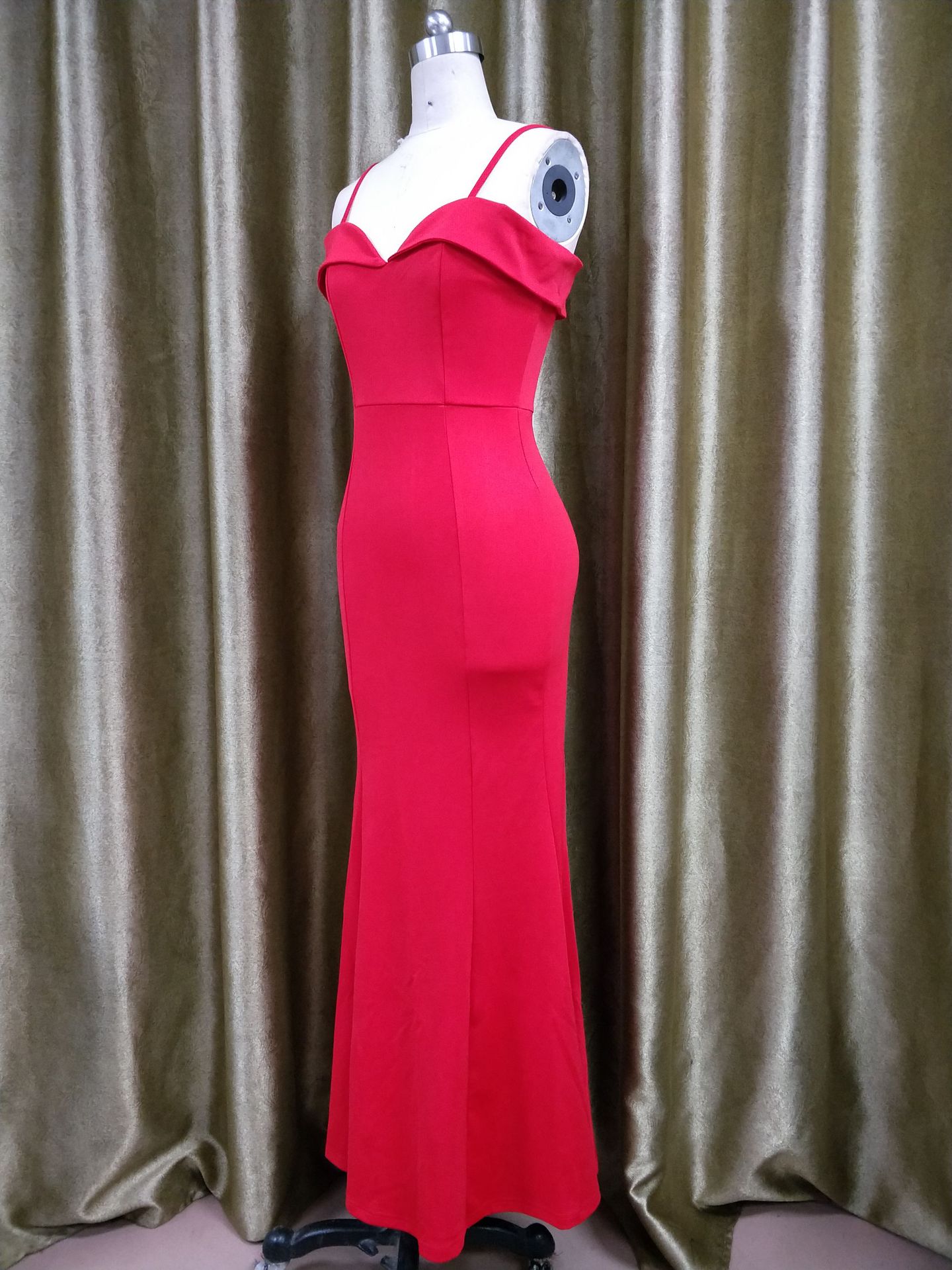 Europe and America Sexy Personalized Sleeveless Full Evening Dress Lady Concert Dress Party Dress