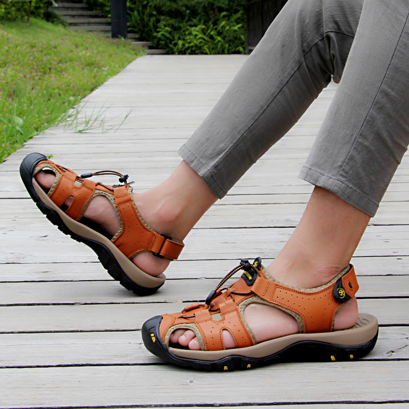 SocNoDn Men Casual Luxury Fashion Genuine Leather Sandals Climbing Hiking Shoes Sandals Durable