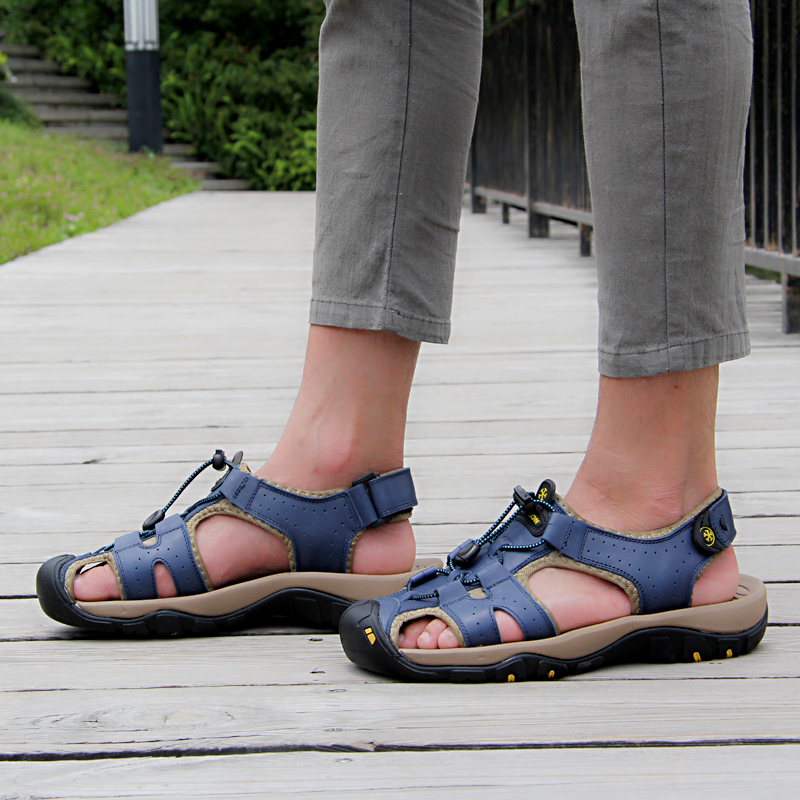 SocNoDn Men Casual Luxury Fashion Genuine Leather Sandals Climbing Hiking Shoes Sandals Durable