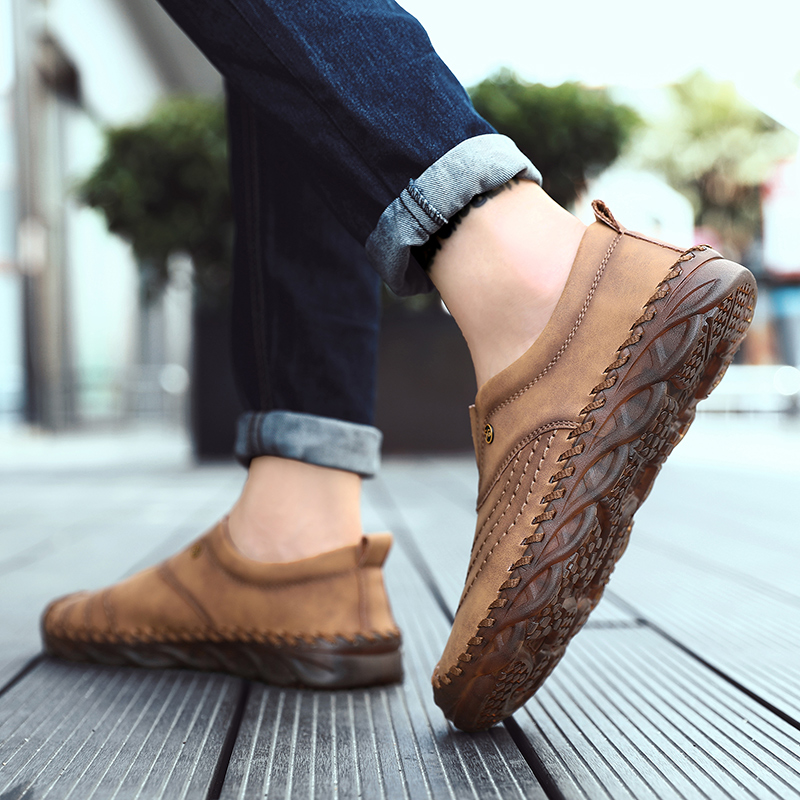 SocNoDn Men&apos;s Fashion Luxury Casual Genuine Leather Low-top Boots Men Climbing Hiking Loafers Shoes