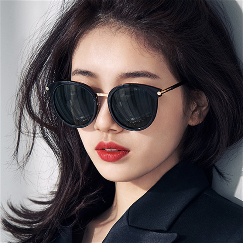 Round Retro Sunglasses for Men and Women Fashion golden design Vintage Classic Frame
