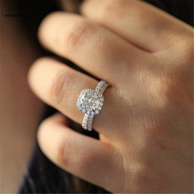 Women&apos;s Ring Micro Diamond Set Ring Lady Engagement Wedding Ring Dress Accessories Jewelry Gift