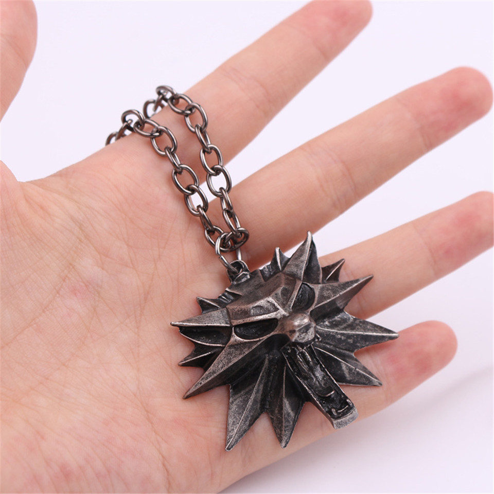 Witcher 3 Wizard 3 Wolf Head Pendant Necklace for Men Boy Fashion Hiphop T-shirt Watches Accessories