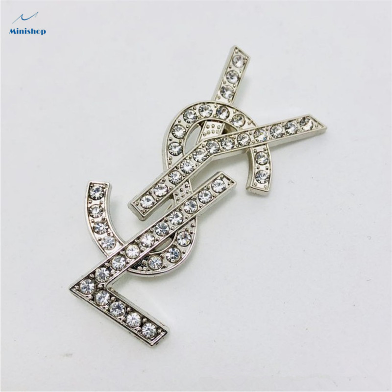 Women Fashion Brooch English Latter  Brooch Lady Dress Accessories Jewelry