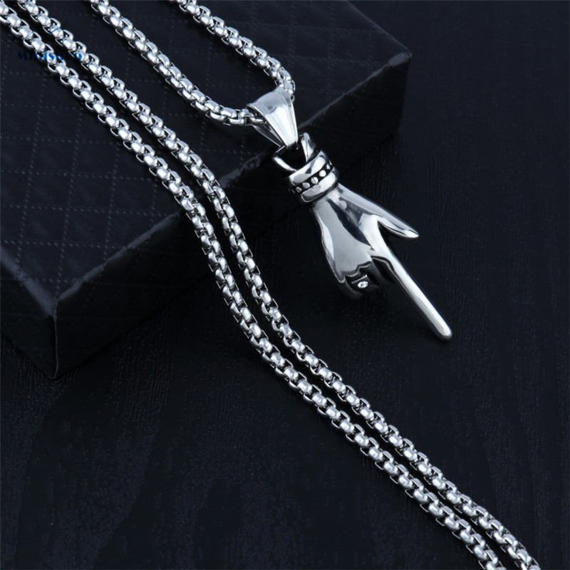 Men New Pendant Finger Chain Boy Necklace Fashion Ins Pendant T-shirt Watch Accessories Jewelry