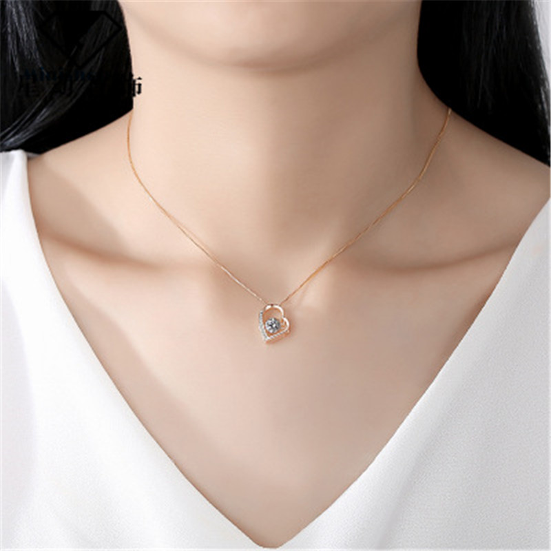 Women S925 Silver Necklace  Heart Shape Pendant Temperament Simple OL Elegant Pendant Clavicle Chain