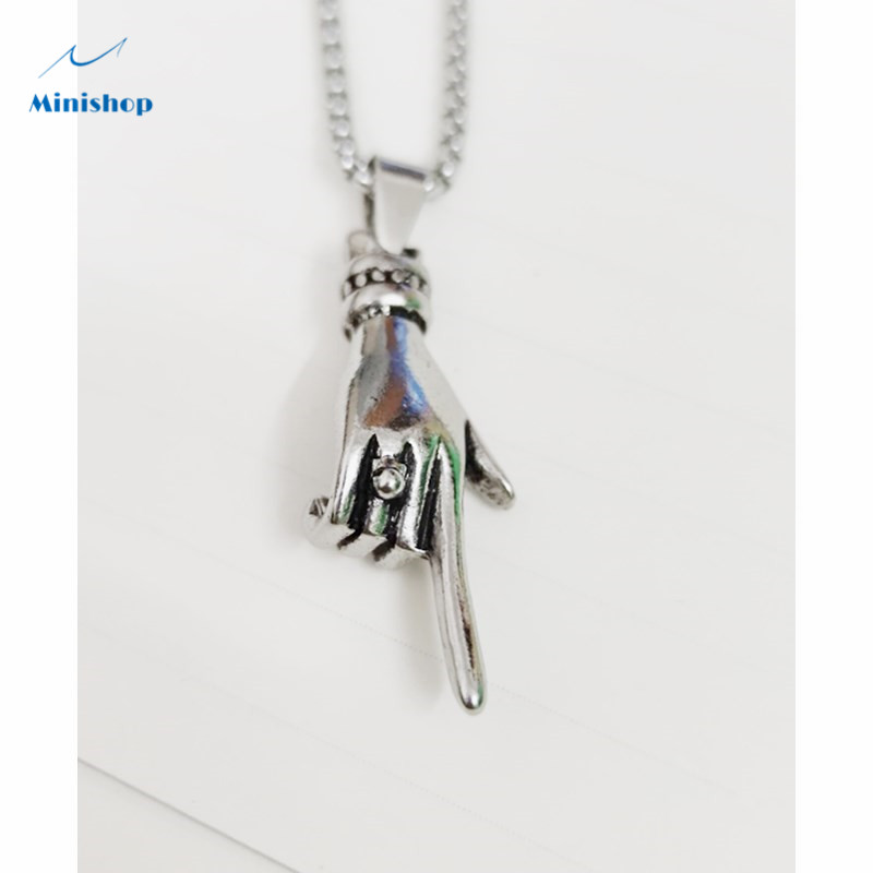 Men New Pendant Finger Chain Boy Necklace Fashion Ins Pendant T-shirt Watch Accessories Jewelry