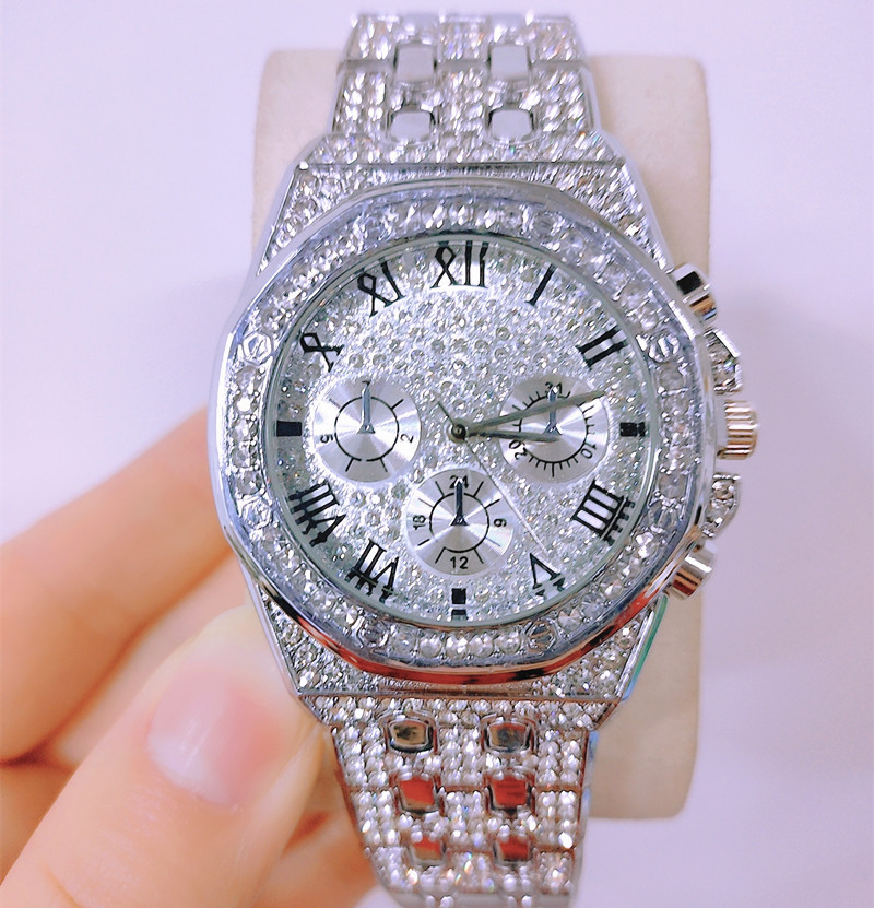 Men Iced Out High Glass Quartz Watch Creative Diamond Business Style Watch Suit Accessories Jewelry