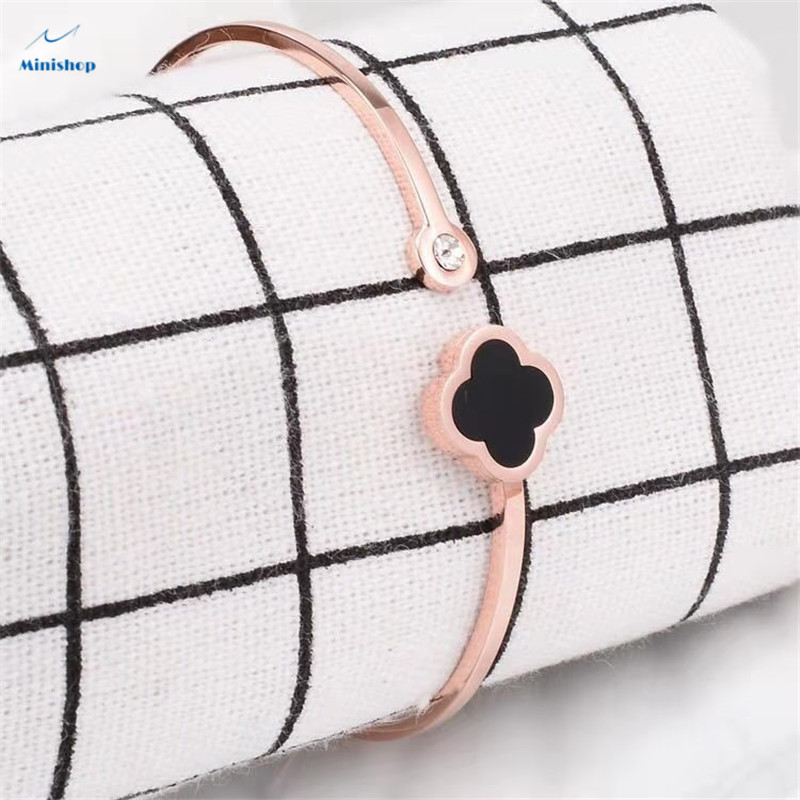 Women New Fashion Bracelet Four Leaf Grass Titanium Steel Bracelet Rose Gold Non-fade Bracelet