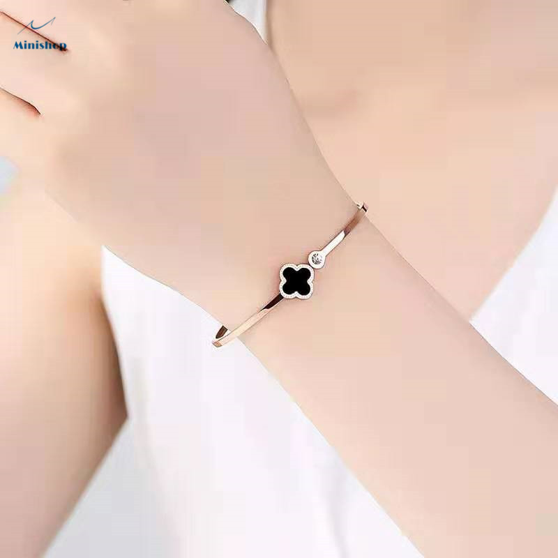 Women New Fashion Bracelet Four Leaf Grass Titanium Steel Bracelet Rose Gold Non-fade Bracelet