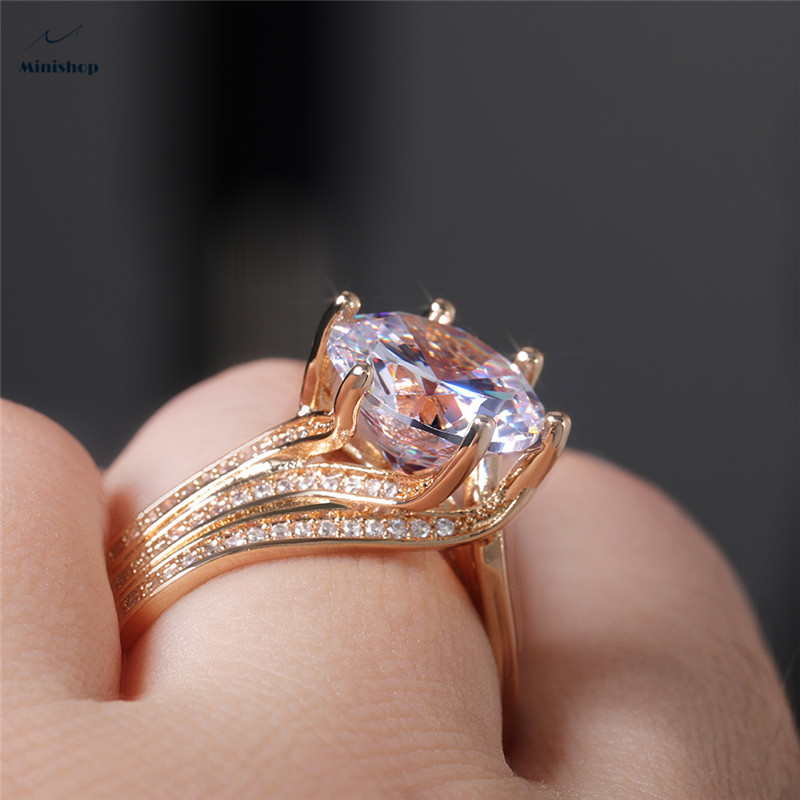 Fashion Diamond High Grade 3A Zircon Engagement Ring Lady Classic Six Claw Gold Wedding Ring Jewelry