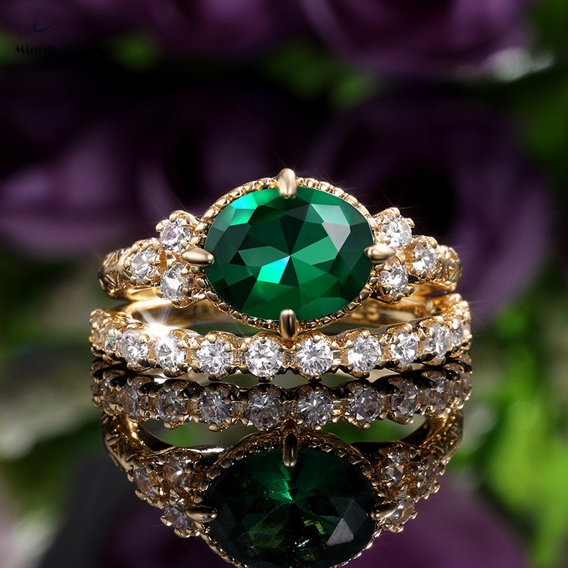 Lady Fahsion Gold-plated Micro-zircon Green Diamond Ring  Simple Couple Engagement Wedding Ring