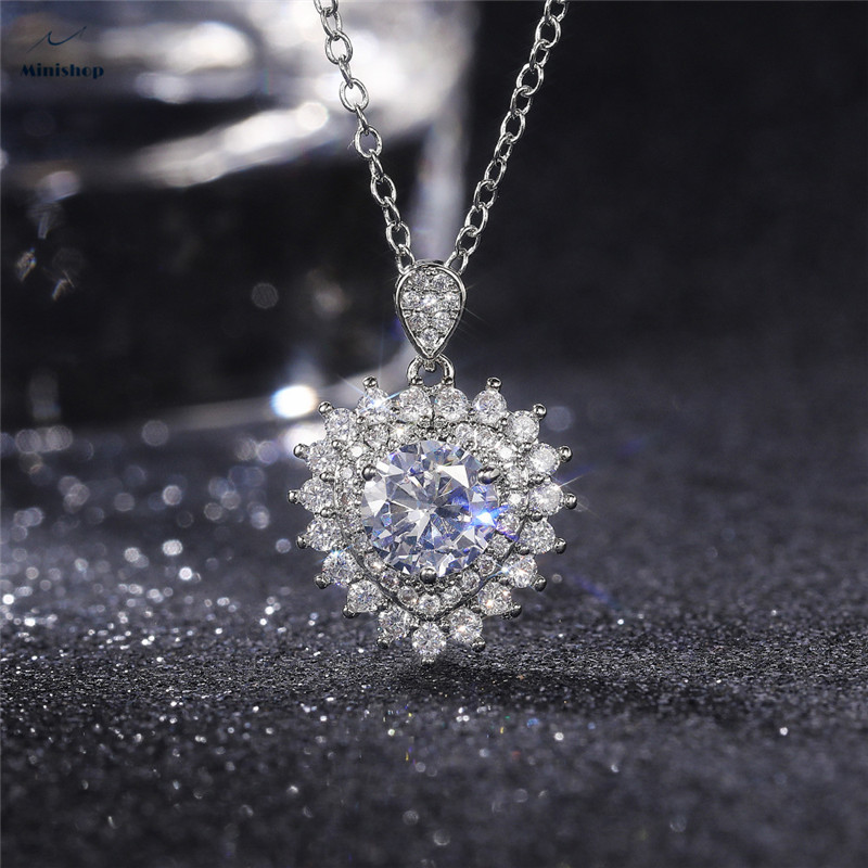 Lady Platinum Plated Necklace Bright Flashing Diamond 8 Hearts 8 Arrows Love Pendant Wedding Gift