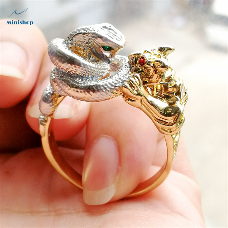 Men New Fashion Jewelry Two-color Retro Domineering snake Ring with Gemstone Ring Punk Hip Hop Ring