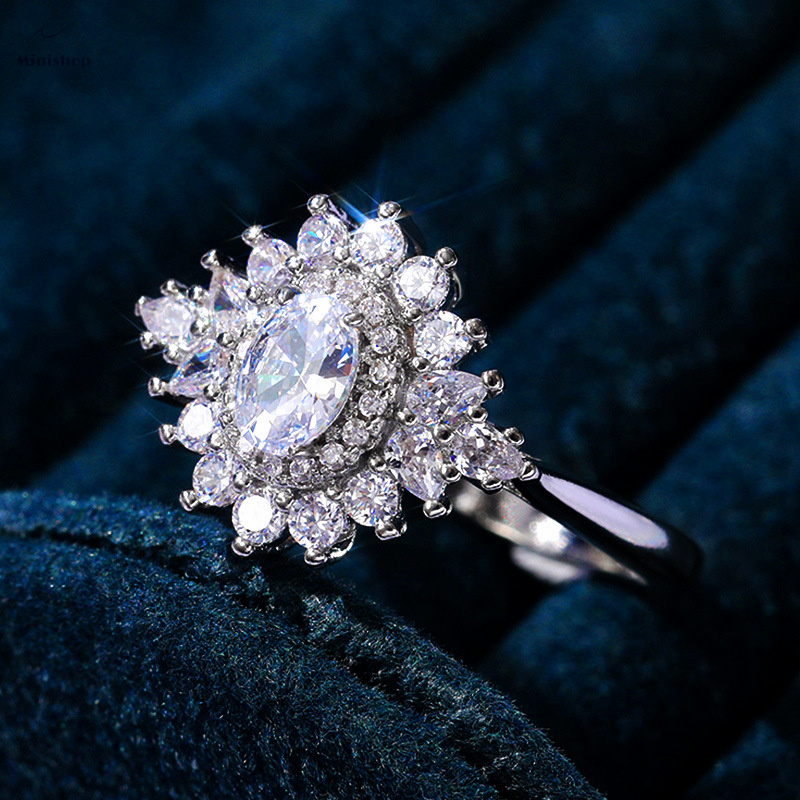 Women New Fashion Contracted Engagement Diamond Ring Sweet Wedding Ring  Silver Plated Lady Ring