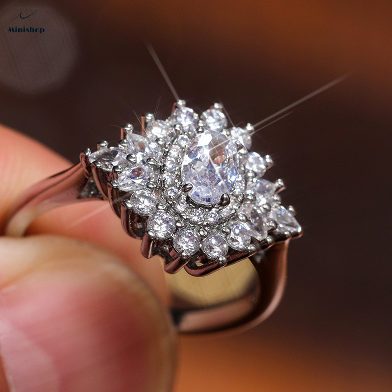 Women New Fashion Contracted Engagement Diamond Ring Sweet Wedding Ring  Silver Plated Lady Ring