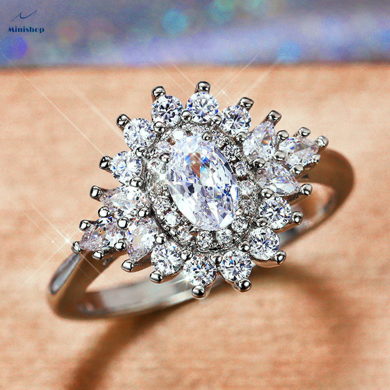 Women New Fashion Contracted Engagement Diamond Ring Sweet Wedding Ring  Silver Plated Lady Ring