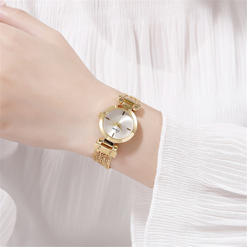 Women Fashion French Style Gold Watch Ladies Bracelet Watch High-grade Quartz Watch Party Watch