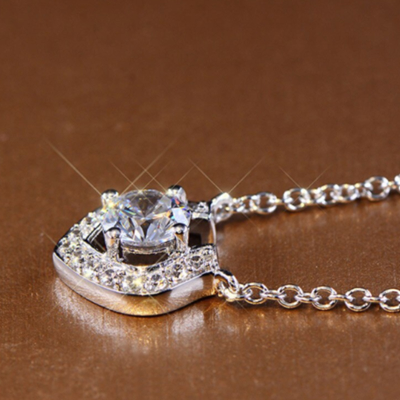 Lady New fashion Imitation Zicon Diamond Pendant Fashion Necklace Wedding Party Bride Accessories