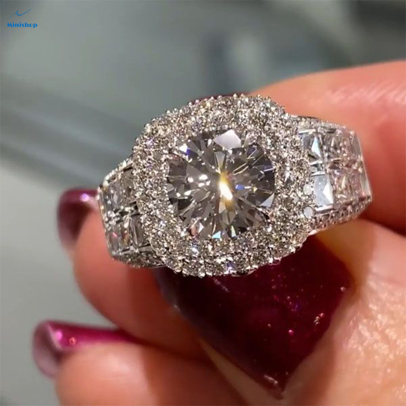 Lady Fashion Luxury Wedding Ring Plated Platinum Diamond Engagement Ring Super Flash Zircon Jewelry