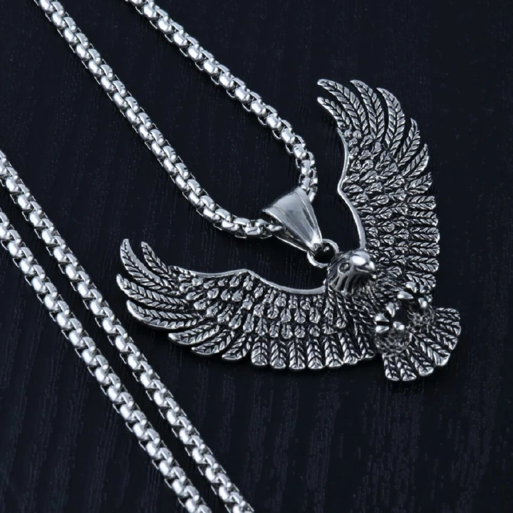 Mkufu wa wanaume 1Pcs Fashion Jewellery Animal Domineering personality Eagle Pendant Necklace For Men Stainless Steel Vintage Versatile Cast Silver Collar Chain Neckchain
