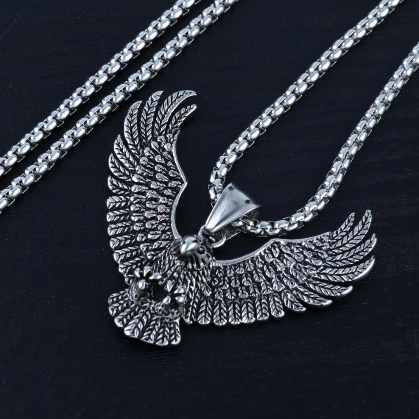 Mkufu wa wanaume 1Pcs Fashion Jewellery Animal Domineering personality Eagle Pendant Necklace For Men Stainless Steel Vintage Versatile Cast Silver Collar Chain Neckchain