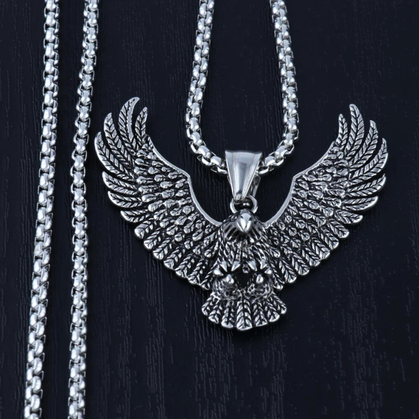 Mkufu wa wanaume 1Pcs Fashion Jewellery Animal Domineering personality Eagle Pendant Necklace For Men Stainless Steel Vintage Versatile Cast Silver Collar Chain Neckchain