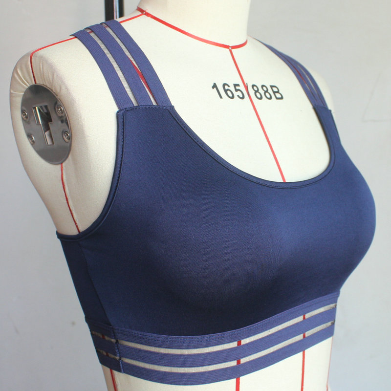 Pretty lady cross back high elastic breathable yoga bra high impact quick dry sports bra