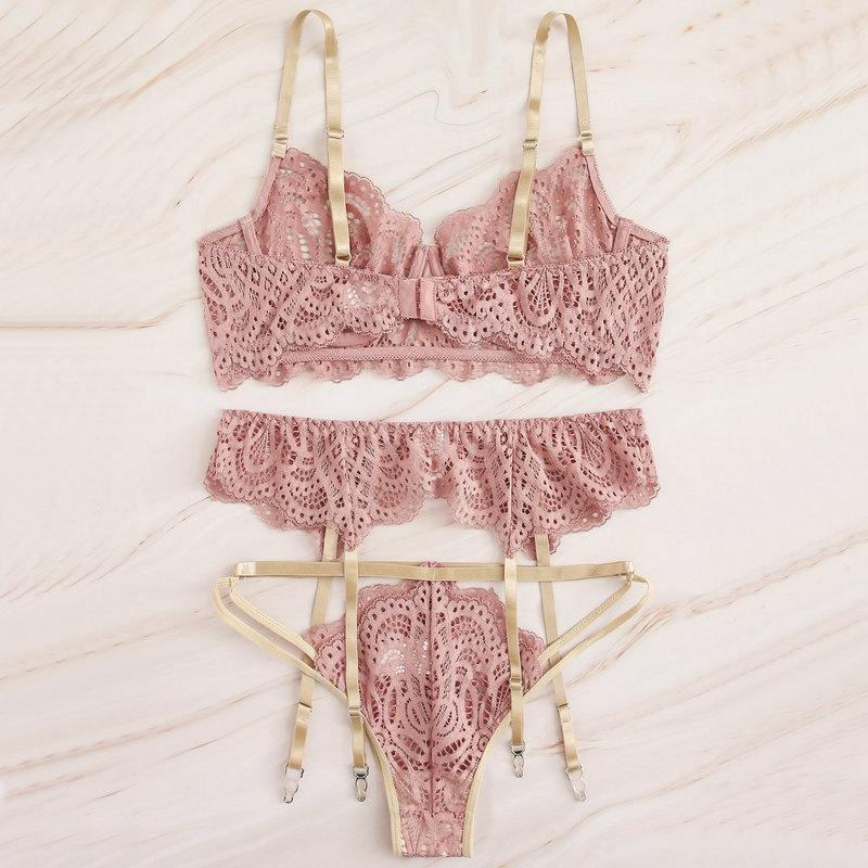 Women&apos;s erotic special three piece suit Scalloped Floral Lace Garter Lingerie Set