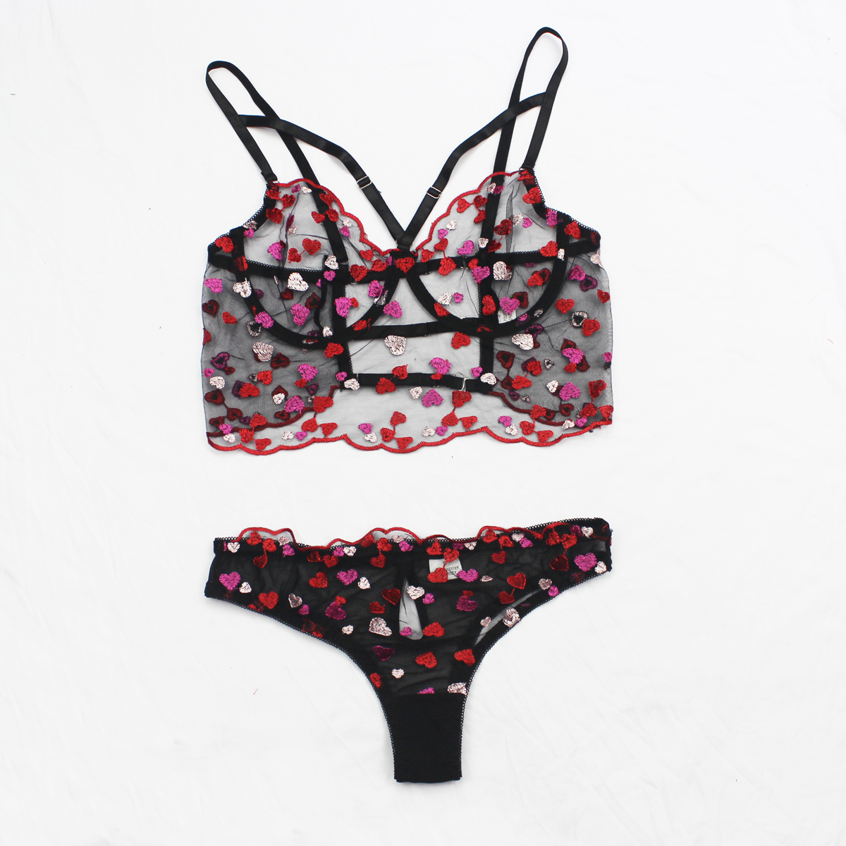 The latest style sexy lace aestheticism flower heart embroidery hollowed out Underwear Set