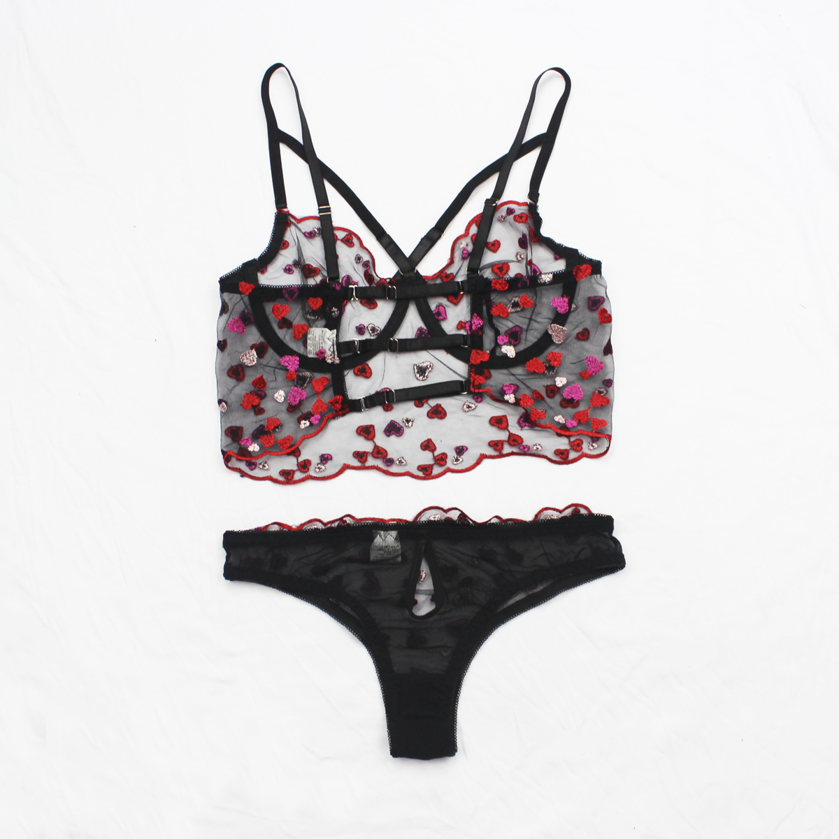 The latest style sexy lace aestheticism flower heart embroidery hollowed out Underwear Set