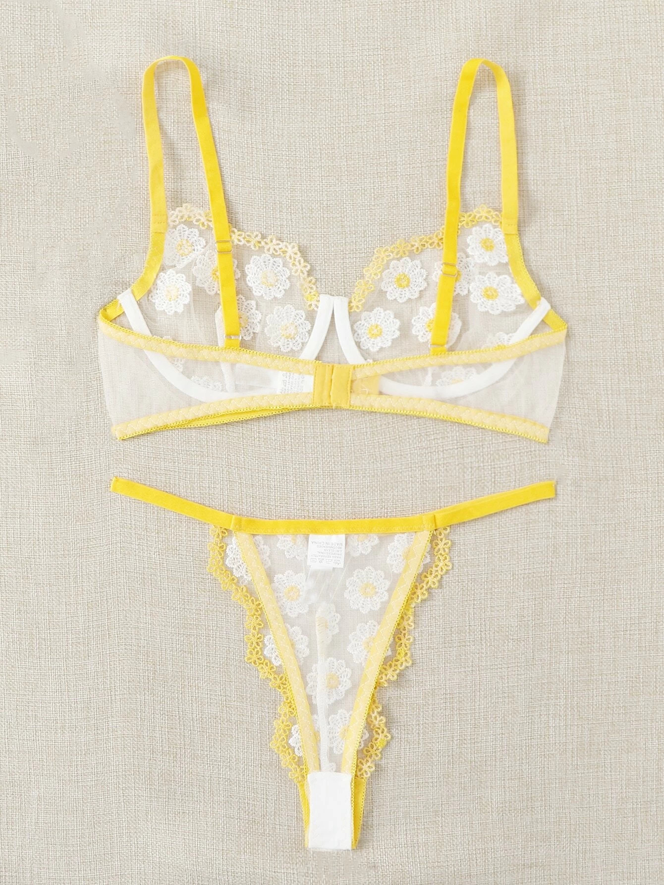 The latest fashion Daisy embroidery women&apos;s sexy mesh Underwear Lingerie Set