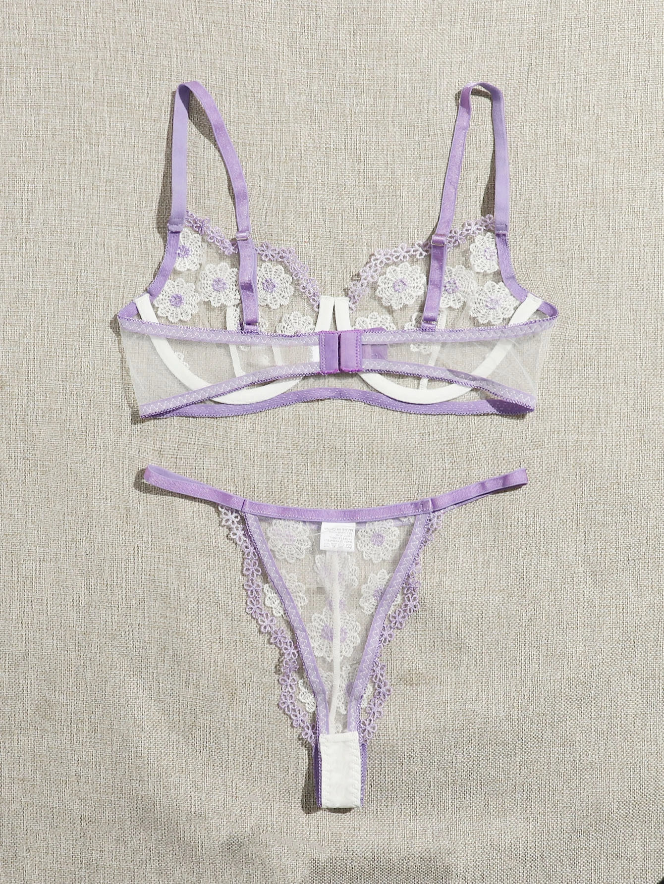 The latest fashion Daisy embroidery women&apos;s sexy mesh Underwear Lingerie Set