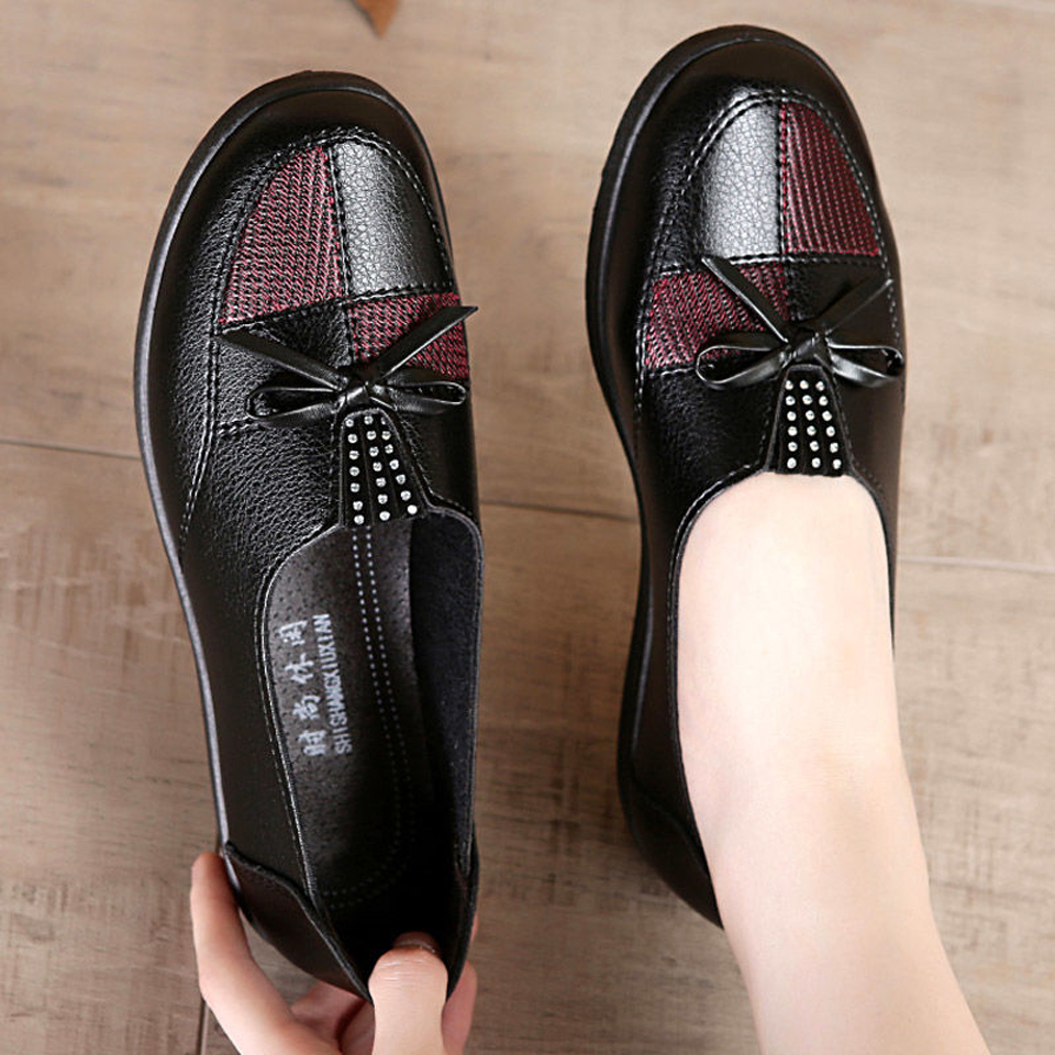 size 38-41 Women’s artificial leather single shoes Ladies soft sole mother shoes non-slip flats Loafers walking shoes Classic color matching court shoes