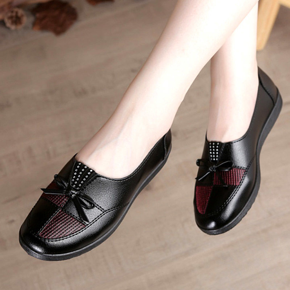 size 38-41 Women’s artificial leather single shoes Ladies soft sole mother shoes non-slip flats Loafers walking shoes Classic color matching court shoes