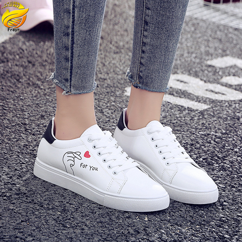 New Arrivals Women's artificial Pu leather white shoes ladies' flat shoes students' leisure sports shoes girls casual shoes running shoes sneakers women Athletic