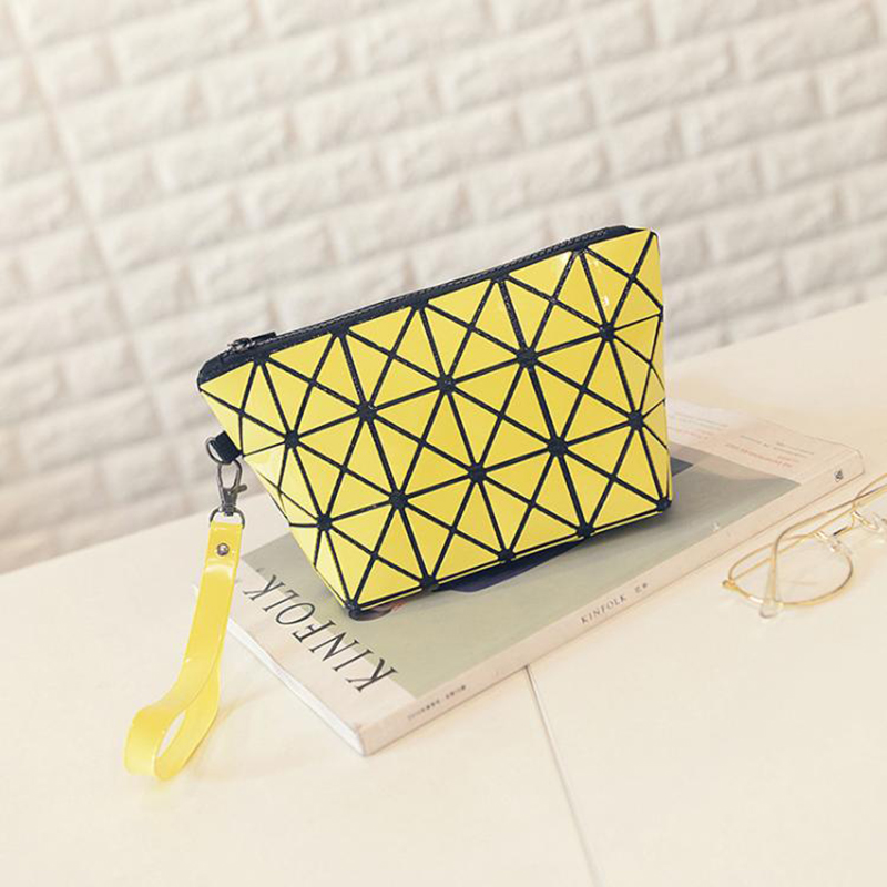 2021 Newest Geometric Wristlet Purse Clutch Cosmetic Bag Flexible folding female bag Fashione  bags