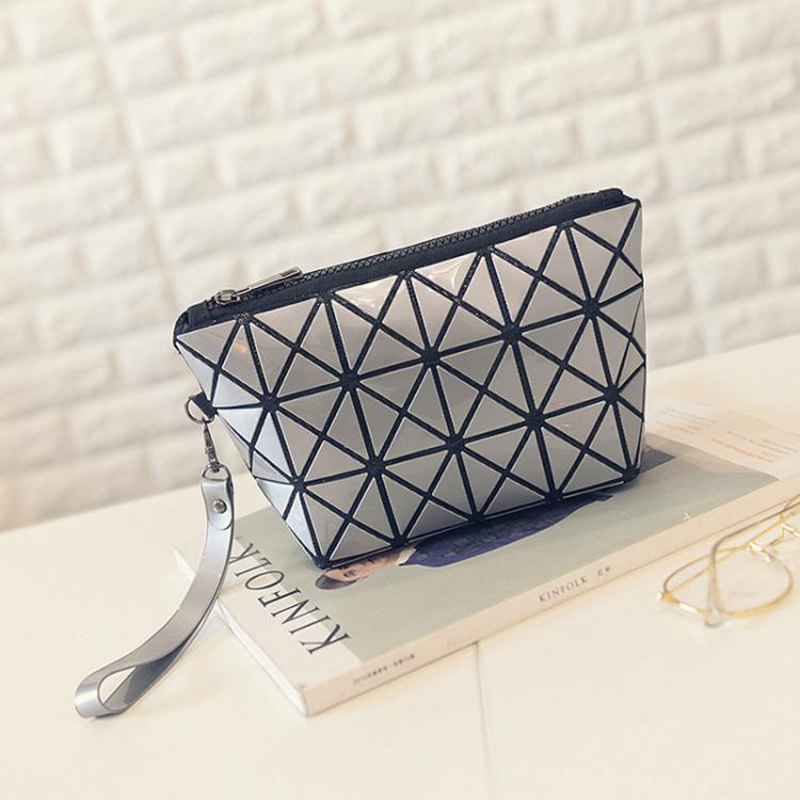 2021 Newest Geometric Wristlet Purse Clutch Cosmetic Bag Flexible folding female bag Fashione  bags