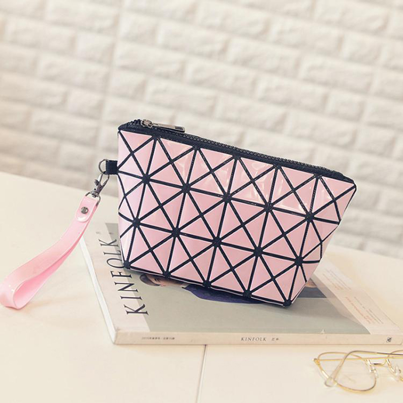 2021 Newest Geometric Wristlet Purse Clutch Cosmetic Bag Flexible folding female bag Fashione  bags