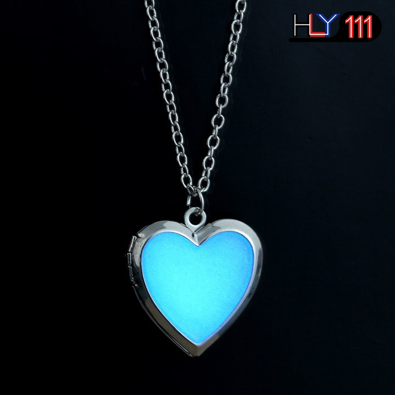 Glow in the Dark Necklace for women Photo Locket vintage Fluorescence heart Necklace Pendant Jewelry