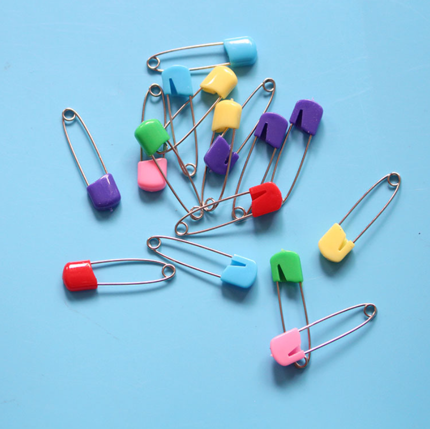 Cheap price baby safety products the baby safety pin insurance pin plastic head pins  baby stuff