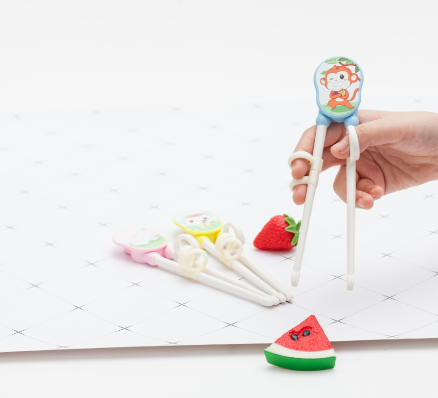 A Pair/Set Children Chopsticks Kids Enlightenment Learning Training Chopsticks parhdoas baby stuff