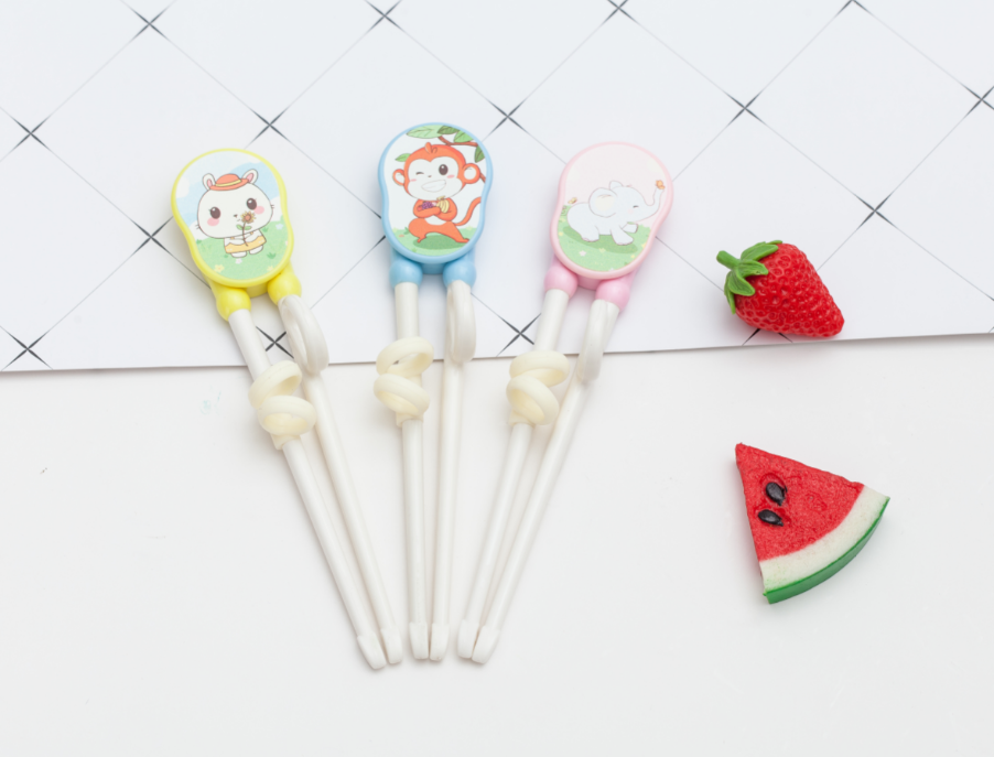 A Pair/Set Children Chopsticks Kids Enlightenment Learning Training Chopsticks parhdoas baby stuff