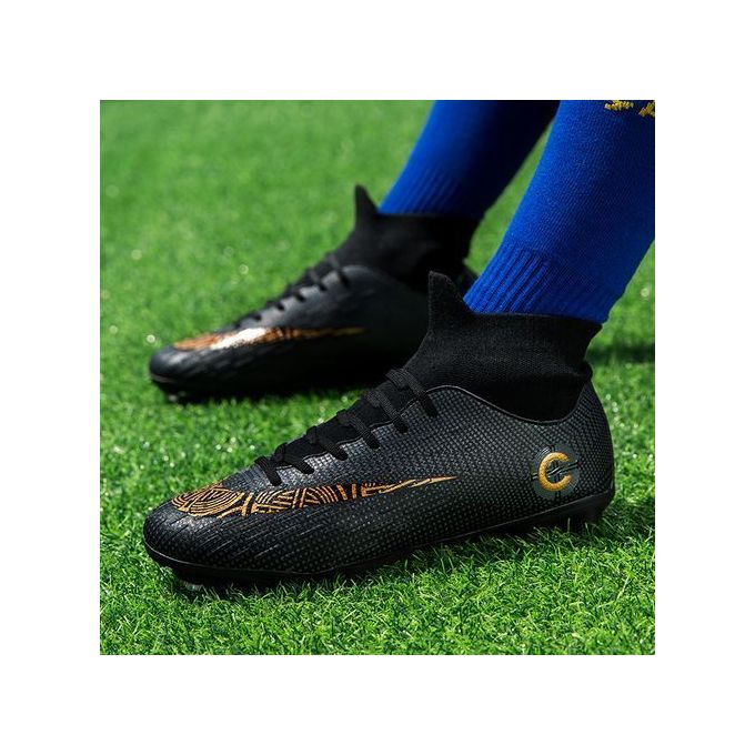 New Arrivals Kids and Men Football Boots Non-slip Light Sport Shoes Outdoor Footwear Sneakers Soccer Shoes Black Color