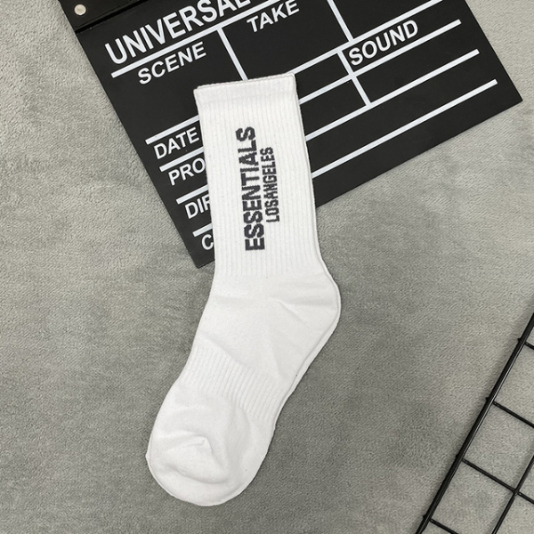 5PCS New European and American spring and autumn hip-hop fashion socks personality male alphabet socks sports
