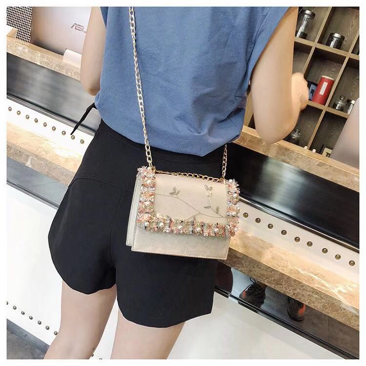 Women New Arrival Summer Fashion Trendy Cross-body Handbags Chain Shoulder Bags Small Square Bags