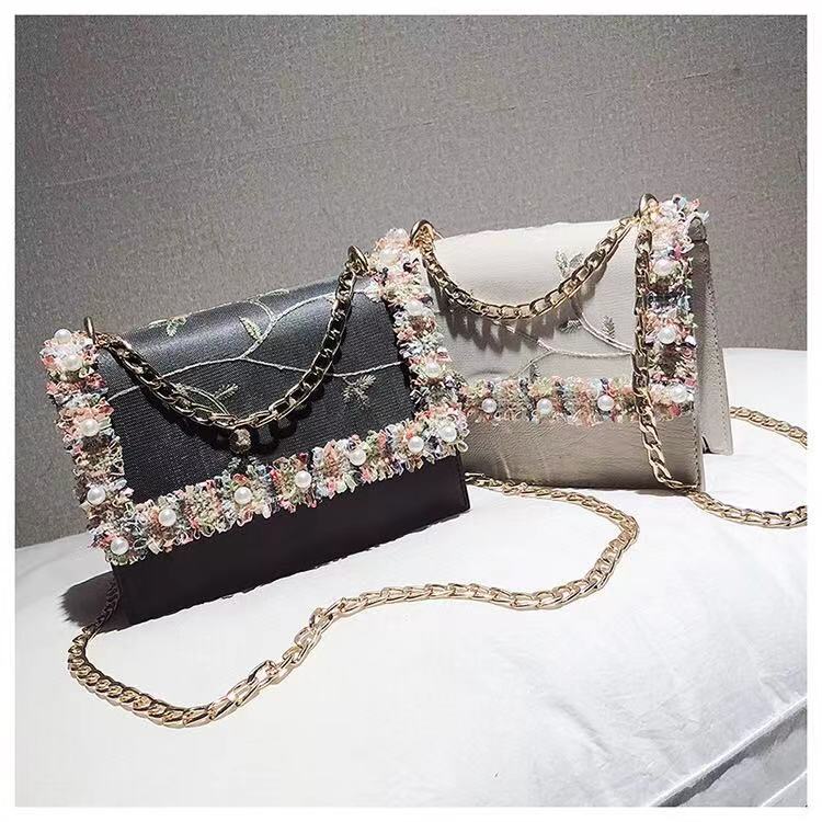 Women New Arrival Summer Fashion Trendy Cross-body Handbags Chain Shoulder Bags Small Square Bags