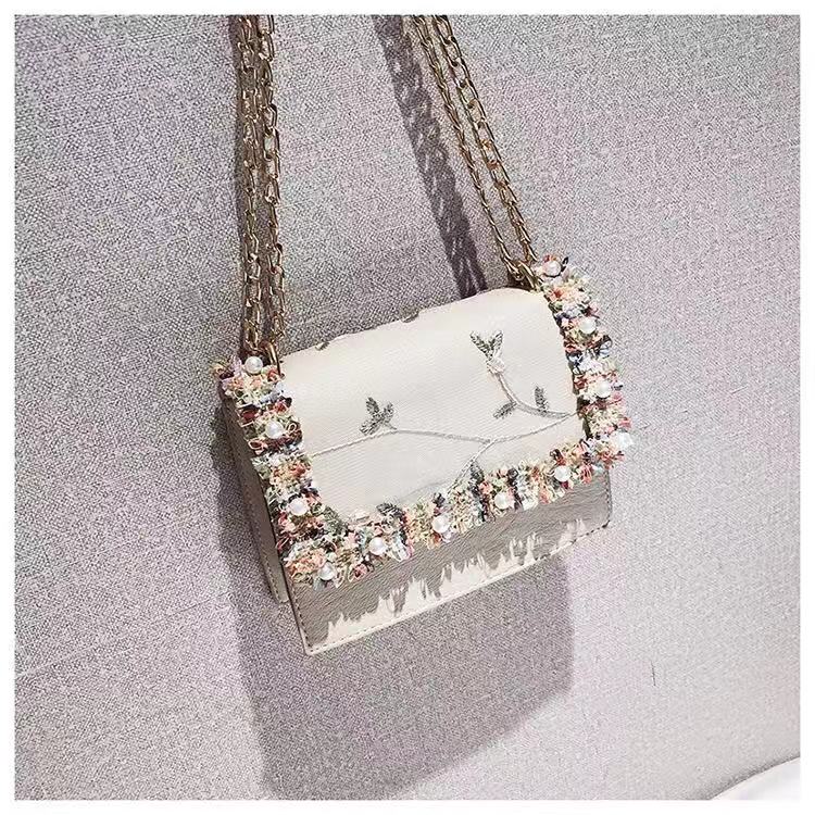 Women New Arrival Summer Fashion Trendy Cross-body Handbags Chain Shoulder Bags Small Square Bags