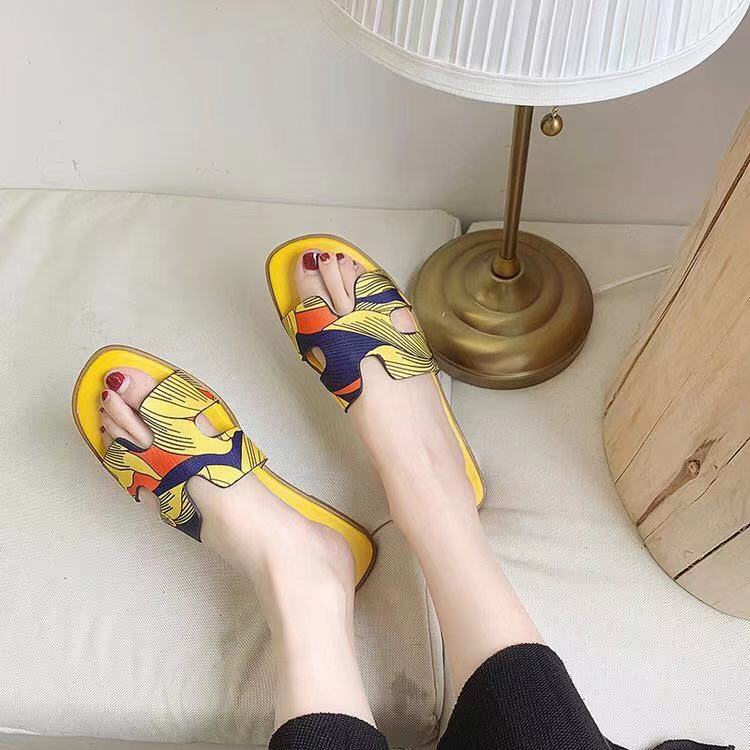 Luxury Brand 2021 New Summer Slippers, Women Slides H word Hollow Out/ Home Indoor, Outdoor