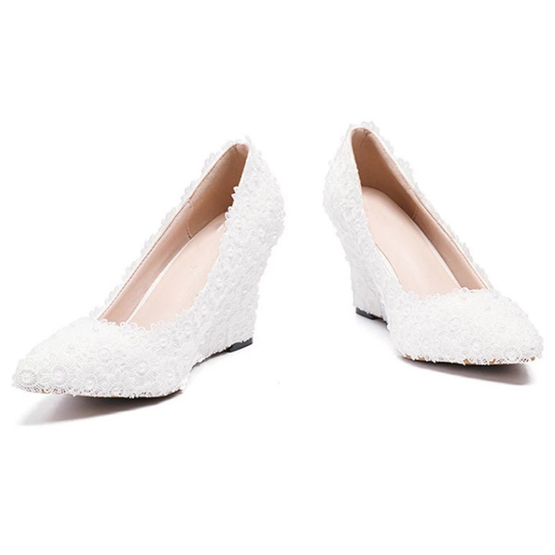Women's 1 pair of soft skin, shallow mouth, pointed slope, and flashing lace wedding shoes, white 43